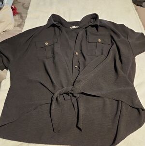 Lily Star Black Button-Front Tie Shirt